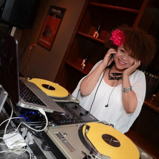 Radio Station Neo Soul Cafe